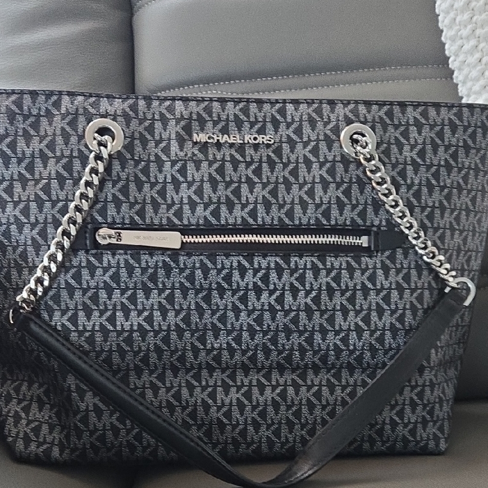 Michael Kors Black and Gray Women's Bag